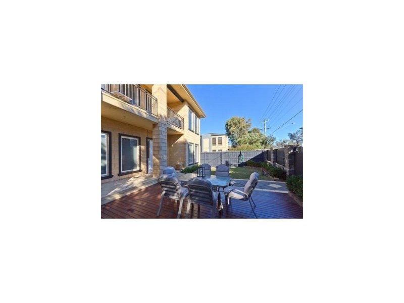 228A Nepean Highway, Seaford VIC 3198