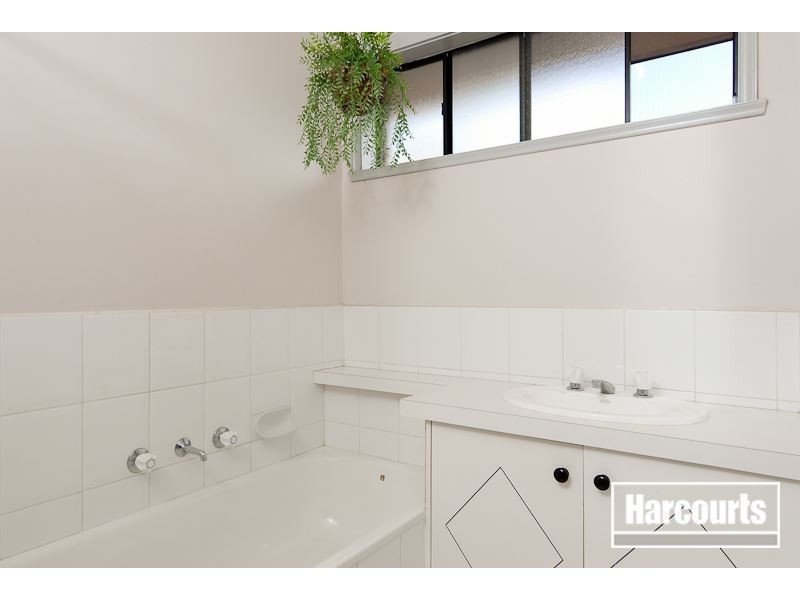 11 Kieran Court, Carrum Downs VIC 3201