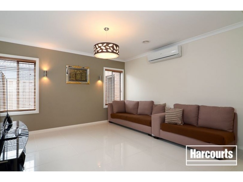 19 Malua Circuit, Sandhurst VIC 3977