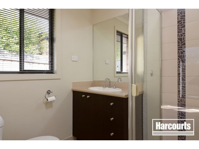 9 Garnet Close, Skye VIC 3977