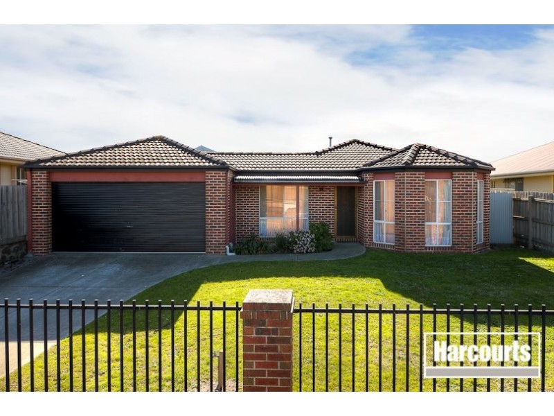 52 Laurel Crescent, Carrum Downs VIC 3201