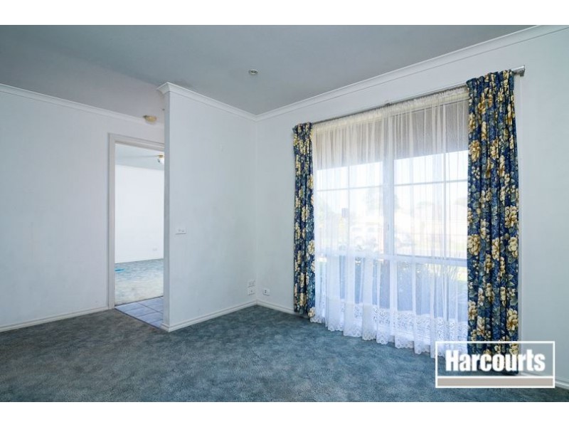 52 Laurel Crescent, Carrum Downs VIC 3201