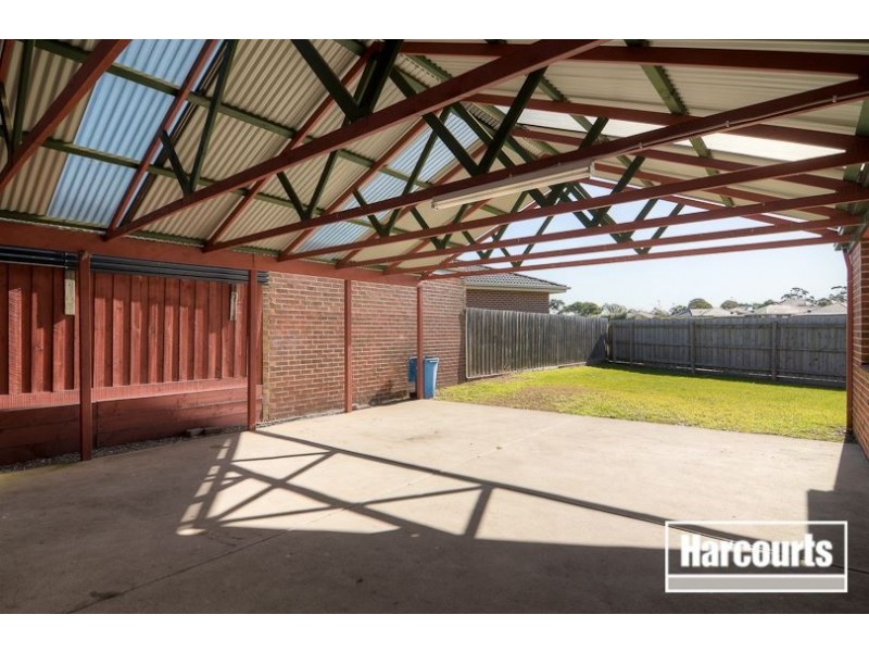 52 Laurel Crescent, Carrum Downs VIC 3201