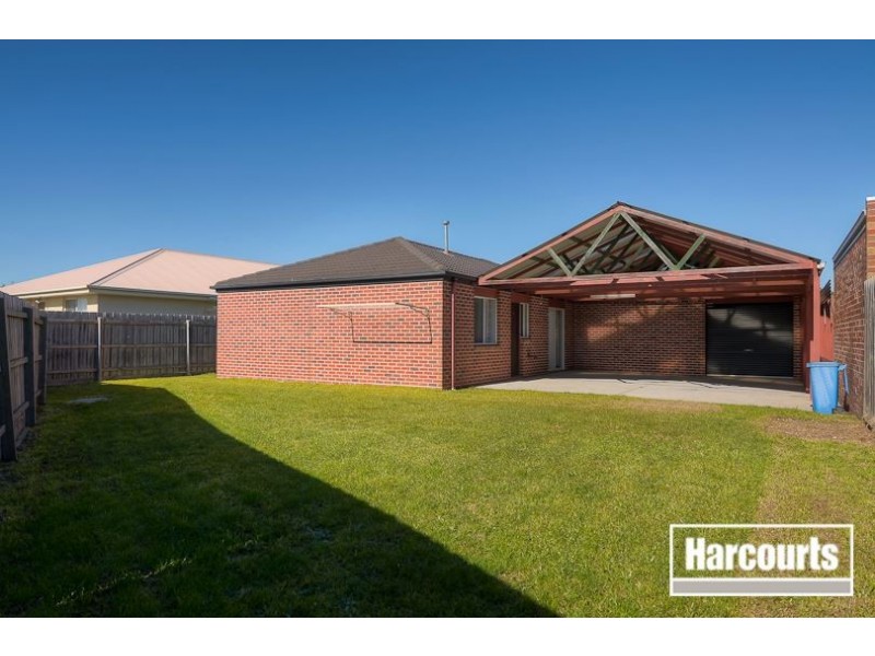 52 Laurel Crescent, Carrum Downs VIC 3201
