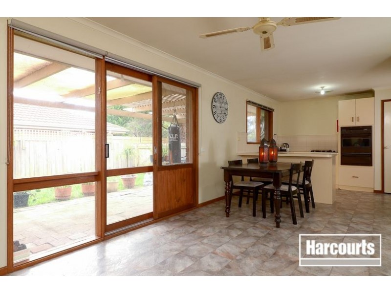 9 Marinda Drive, Skye VIC 3977