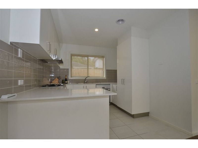 1/15 Bradford Drive, Carrum Downs VIC 3201