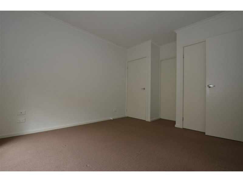 1/15 Bradford Drive, Carrum Downs VIC 3201