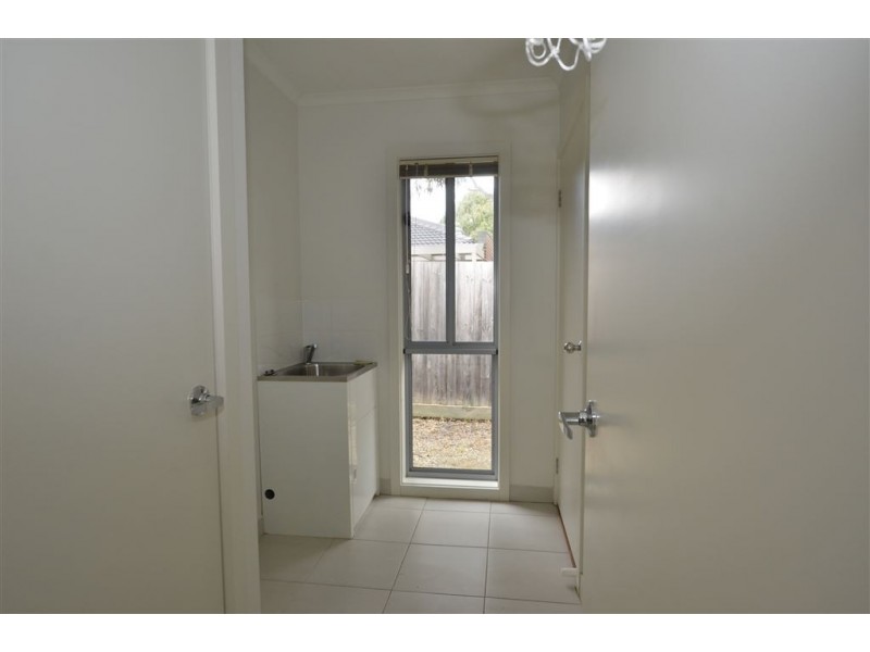 1/15 Bradford Drive, Carrum Downs VIC 3201