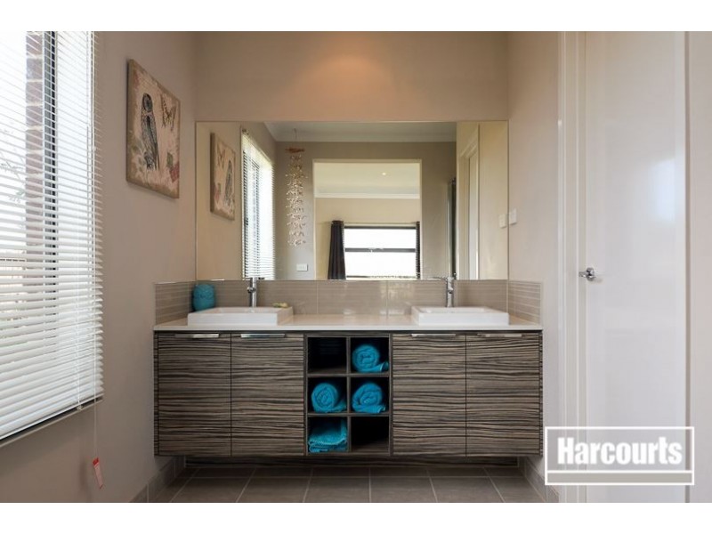 49 Galilee Drive, Sandhurst VIC 3977