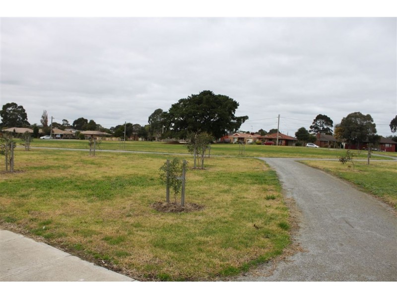 36 Jacaranda Drive, Carrum Downs VIC 3201