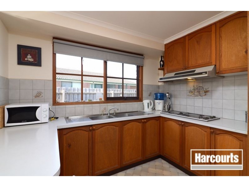 12 Van Haaster Grove, Skye VIC 3977