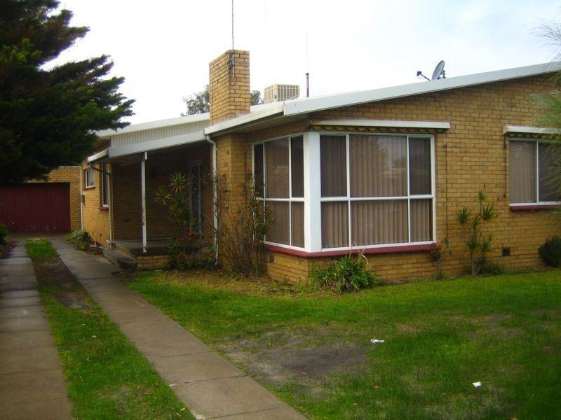 46 Railway Parade, Seaford VIC 3198