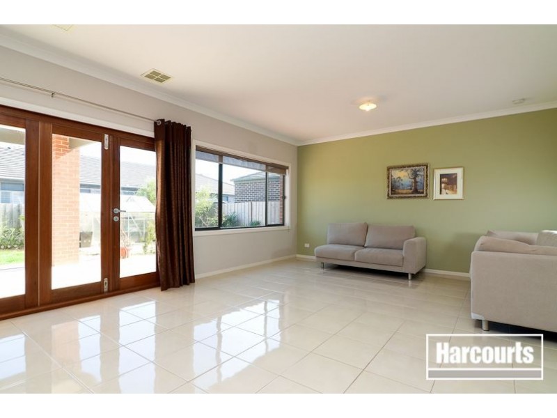 5 Merriwee Chase, Sandhurst VIC 3977