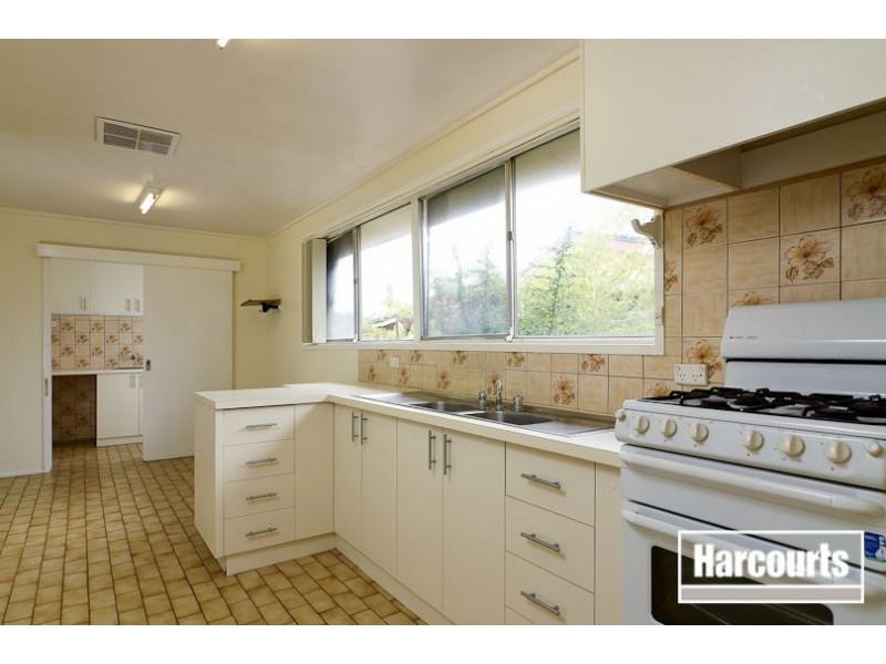 148 Karingal Drive, Frankston VIC 3199