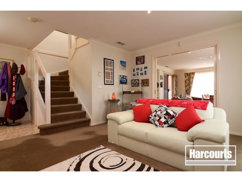 102 Rangeview Drive, Skye VIC 3977