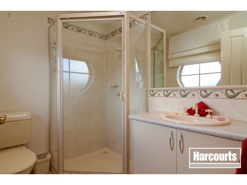 102 Rangeview Drive, Skye VIC 3977