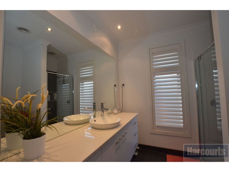 32 Ethereal Way, Sandhurst VIC 3977