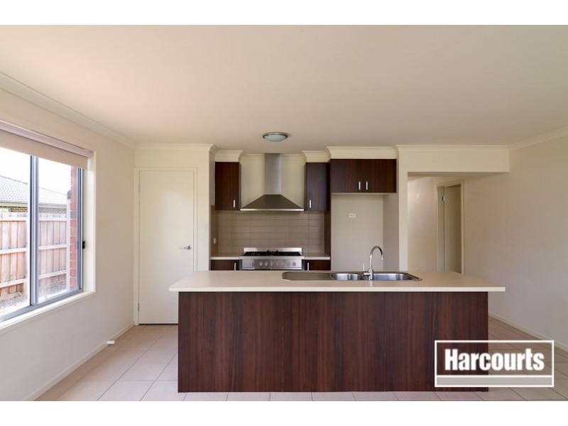 38 Merriwee Chase, Sandhurst VIC 3977