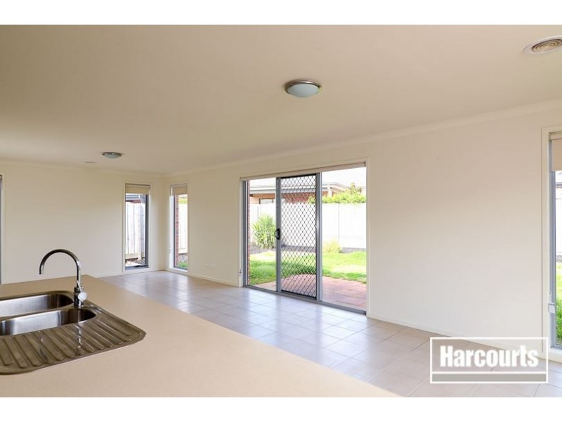 38 Merriwee Chase, Sandhurst VIC 3977