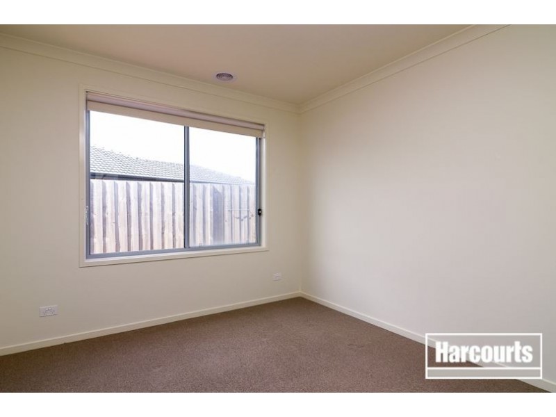 38 Merriwee Chase, Sandhurst VIC 3977