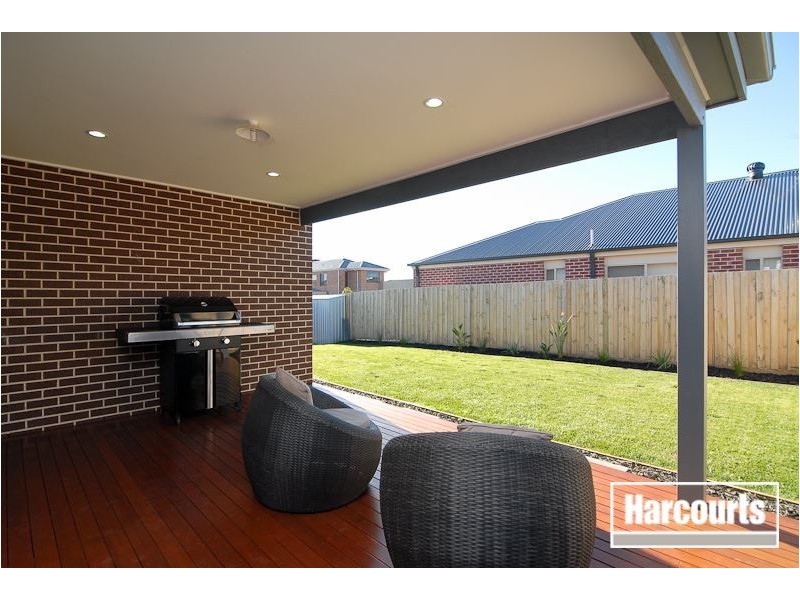 66 Malua Circuit, Sandhurst VIC 3977