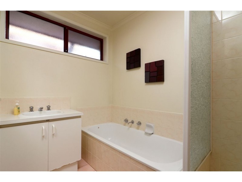 5 Stradbrook Court, Carrum Downs VIC 3201