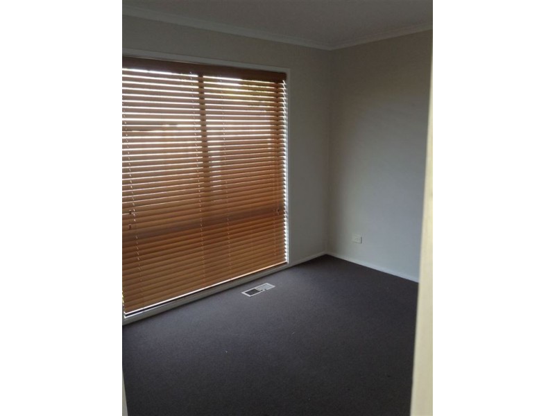 16 Tremaine Court, Carrum Downs VIC 3201