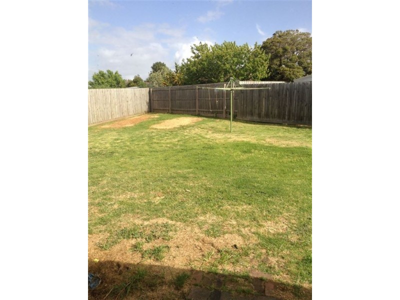 16 Tremaine Court, Carrum Downs VIC 3201