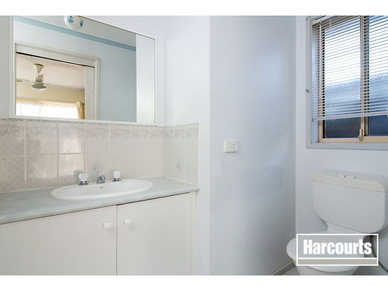 12 Strathearn Court, Carrum Downs VIC 3201