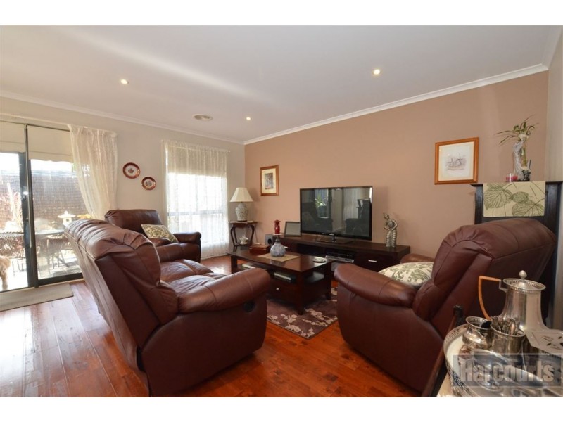 8 Wendel Court, Carrum Downs VIC 3201