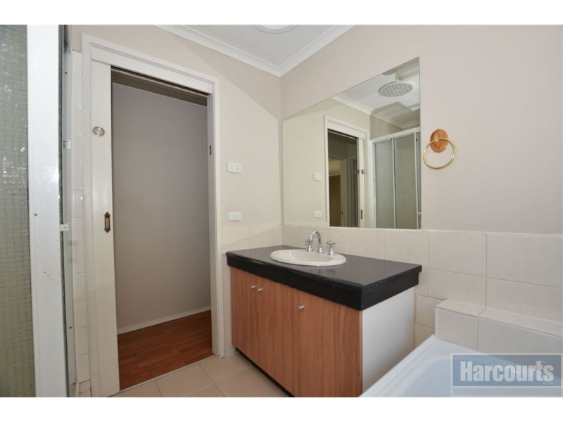 34 Sunbird Avenue, Carrum Downs VIC 3201