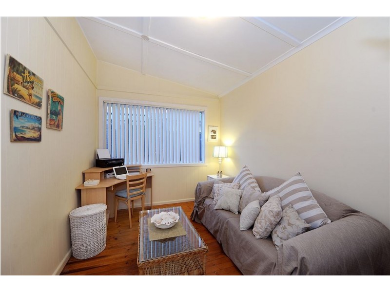 15 First Avenue, Chelsea Heights VIC 3196