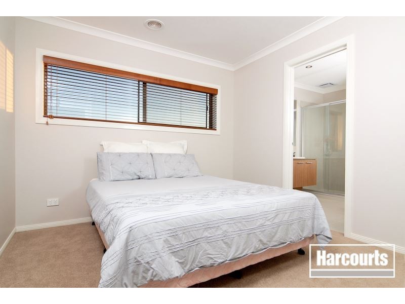 3 Rivette Way, Sandhurst VIC 3977