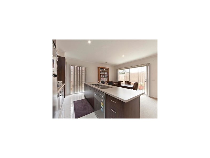 8/105 Mc Mahons Road, Frankston VIC 3199