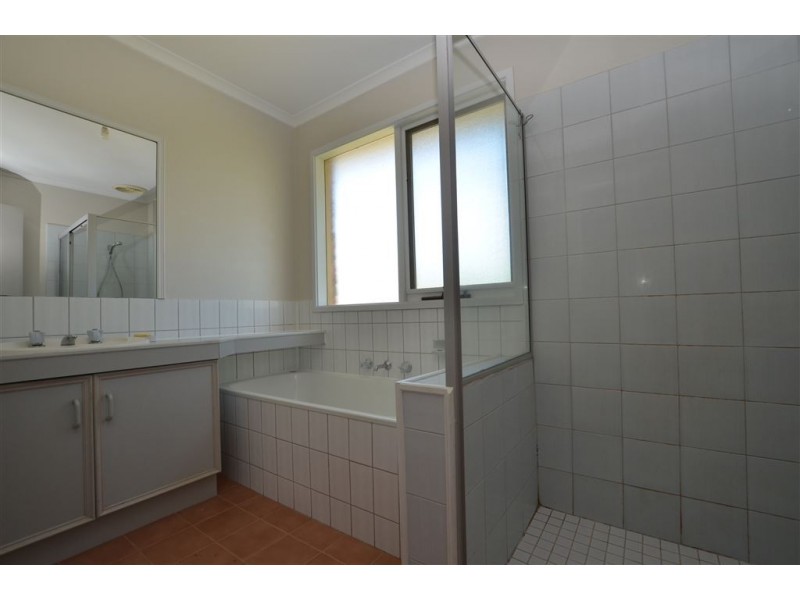 12 Nike Court, Carrum Downs VIC 3201