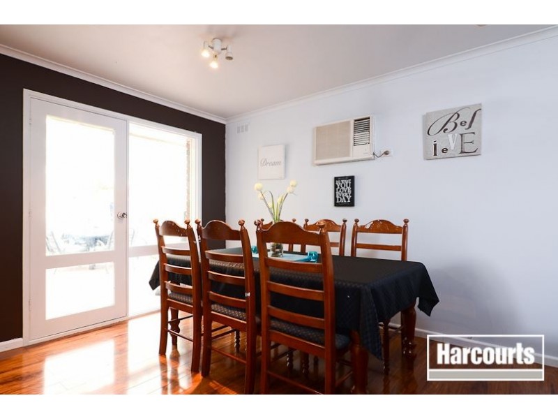 16 Whimbrel Crescent, Carrum Downs VIC 3201