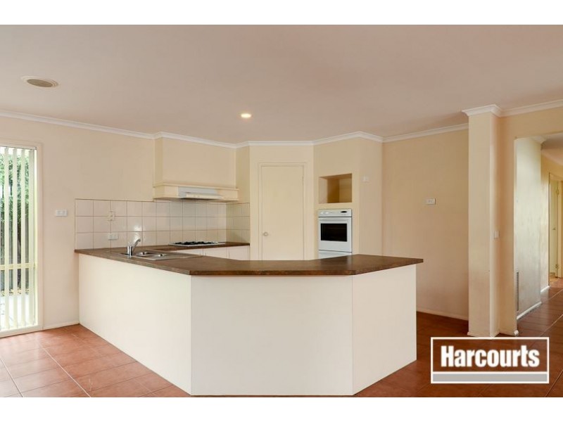 39 Manchester Drive, Skye VIC 3977