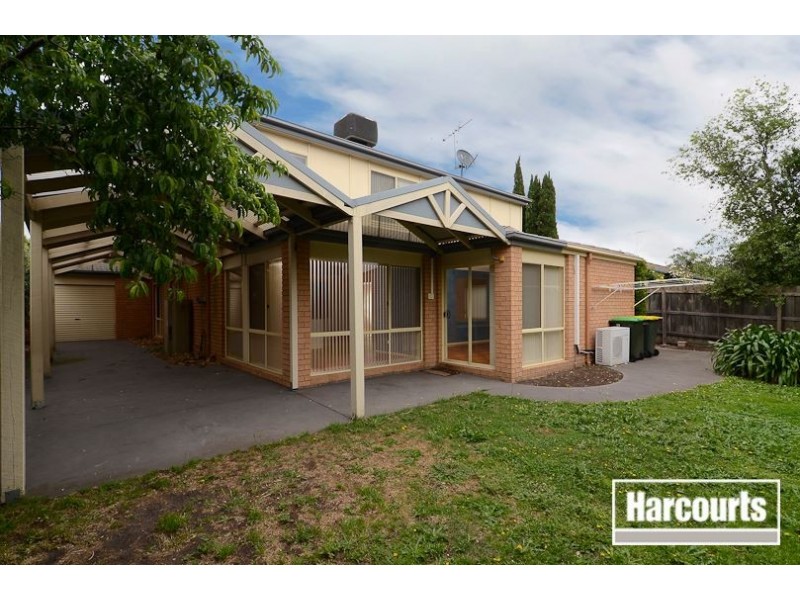 39 Manchester Drive, Skye VIC 3977