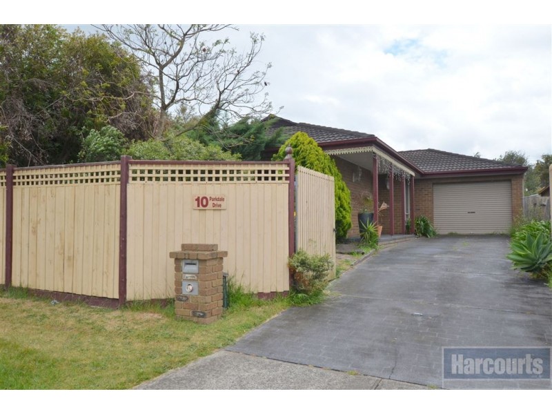 10 Parkdale Drive, Carrum Downs VIC 3201