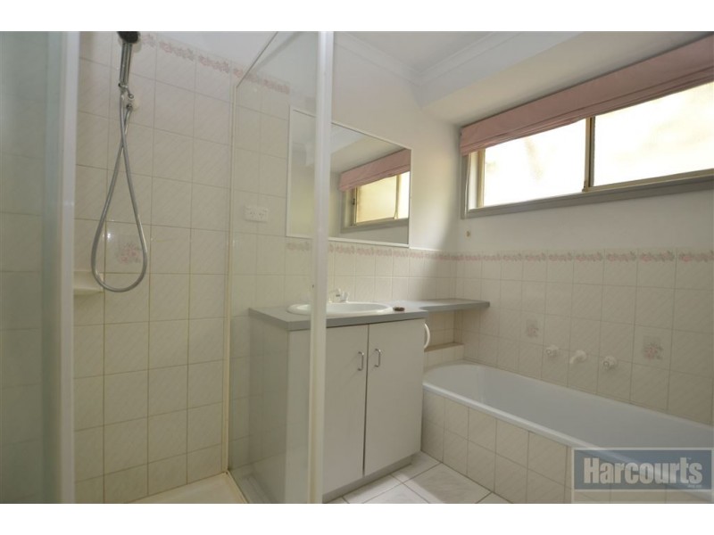 10 Parkdale Drive, Carrum Downs VIC 3201