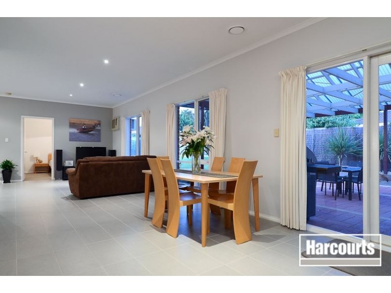 3 Fieldlark Court, Carrum Downs VIC 3201