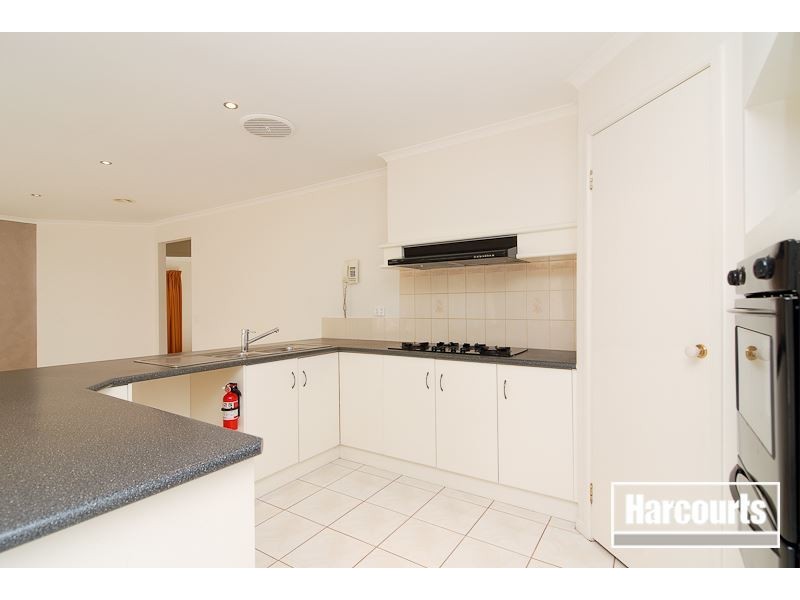 12 Leffern Court, Carrum Downs VIC 3201