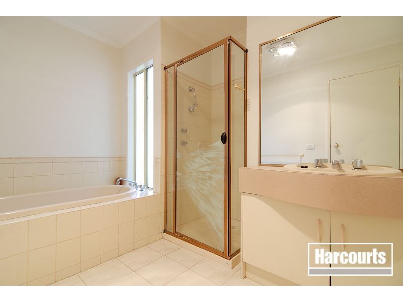 12 Leffern Court, Carrum Downs VIC 3201