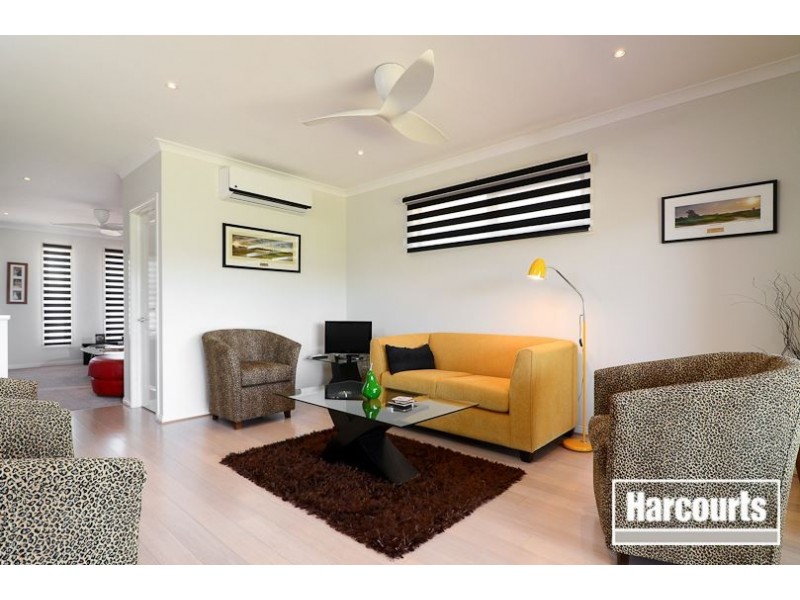 9/2 Barton Drive, Sandhurst VIC 3977