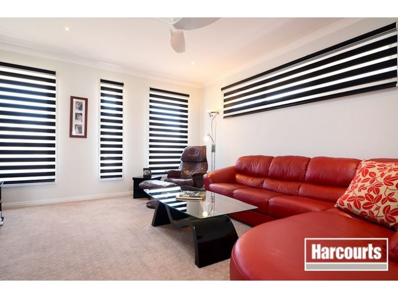 9/2 Barton Drive, Sandhurst VIC 3977