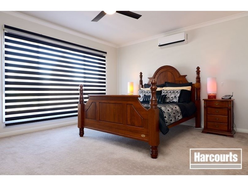 9/2 Barton Drive, Sandhurst VIC 3977