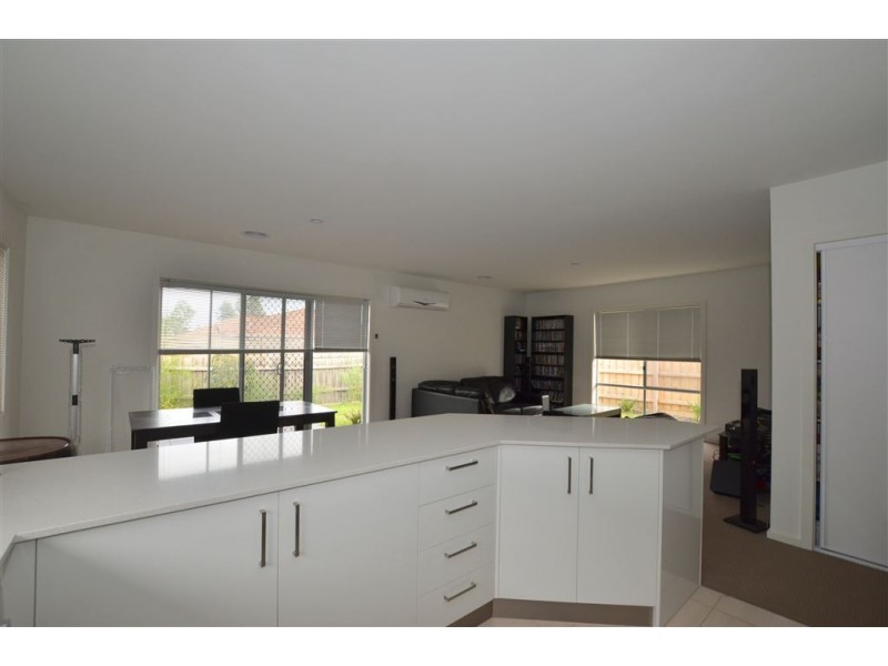 38 Botany Drive, Carrum Downs VIC 3201