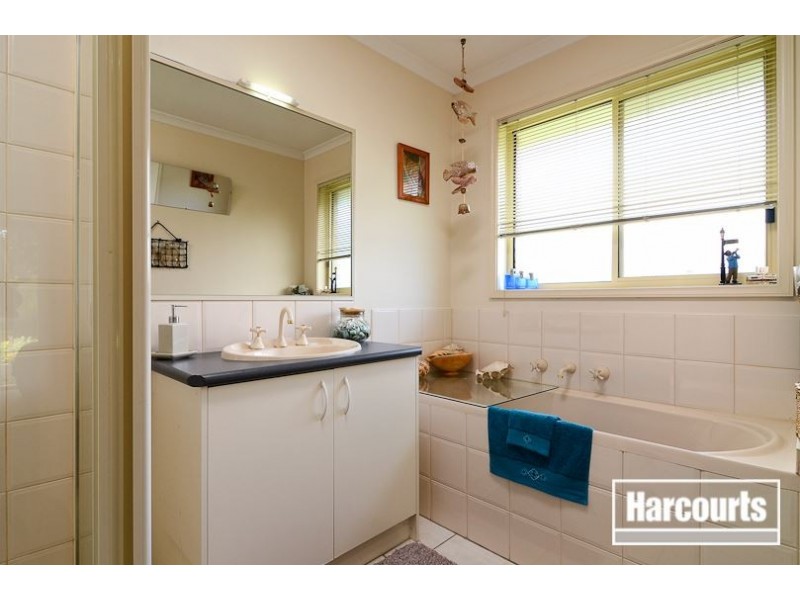 23 Lansell Court, Carrum Downs VIC 3201