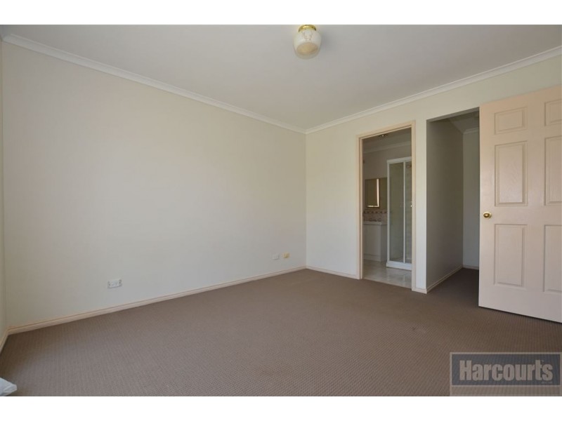 15 Lindas Way, Carrum Downs VIC 3201