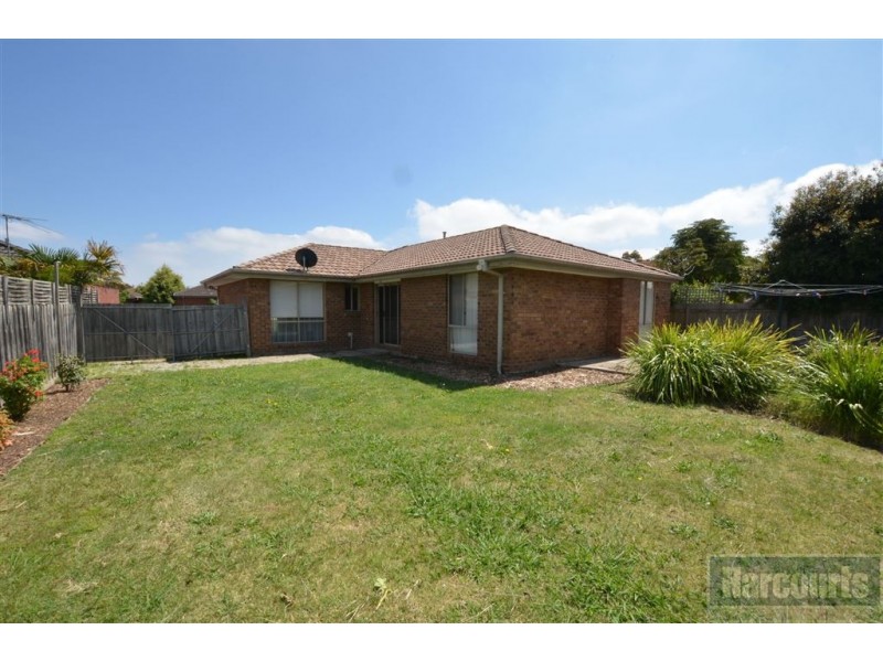 15 Lindas Way, Carrum Downs VIC 3201